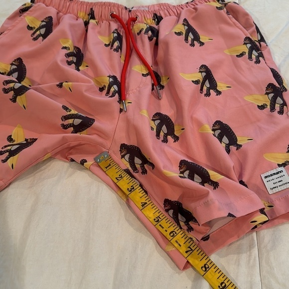 Mosmann 🔥sale🔥⭐️pink swim trunks with gorillas and surfboards - Picture 7 of 9